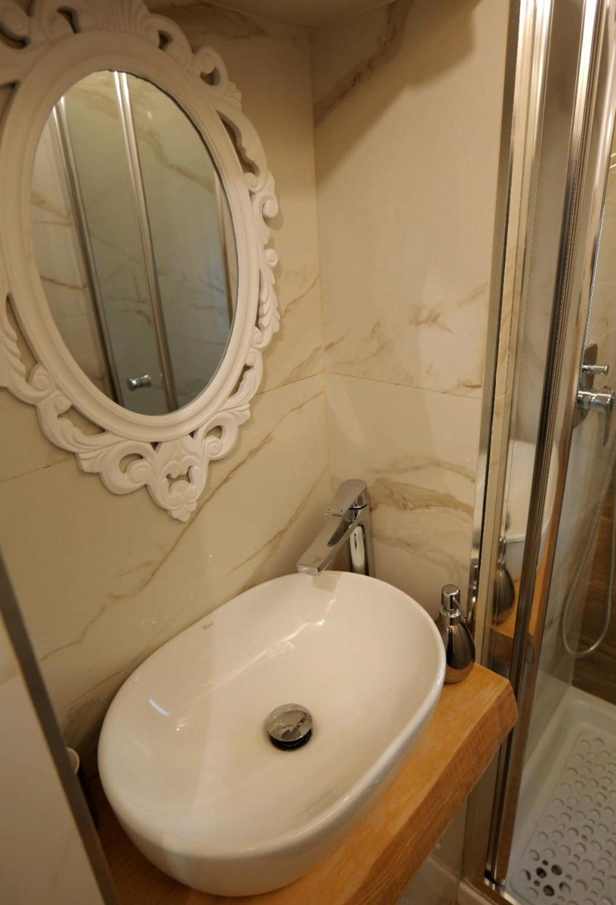 Casamira B&B Napoli Centrale Exterior photo